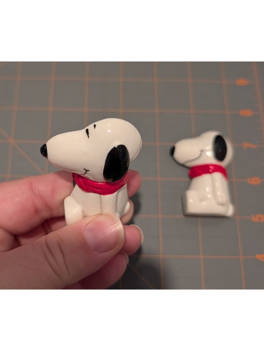 Vintage Snoopy Magnets Pair 2" Benjamin & Medwin 1958/1966 Taiwan - Picture 6 of 16